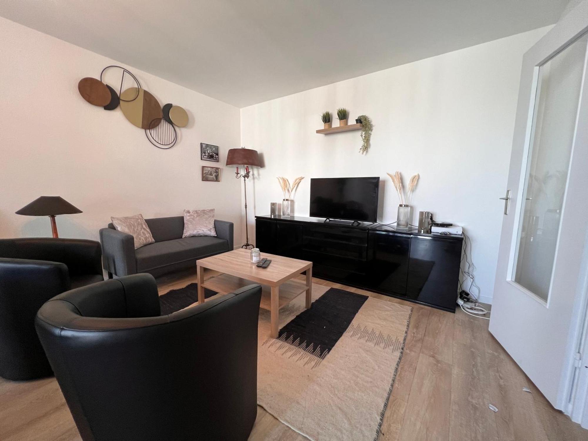 T3 Pied De La Gare + Centre Commercial Tout Inclus Orleans Luaran gambar
